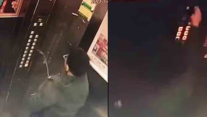 ಲಿಫ್ಟ್’ನಲ್ಲಿಯೇ ಮೂತ್ರ ವಿಸರ್ಜಿಸಿದ : ಬಾಗಿಲು ತೆರೆಯದೇ ಒದ್ದಾಡಿದ