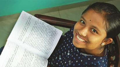 ആസാമിയായ മലയാളി ഹിമാദ്രിയെ മുഖ്യമന്ത്രിക്ക് കാണണം