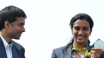 ജന്മനാട്ടില് സിന്ധുവിനും ഗോപിയ്ക്കും വീരോചിത വരവേല്പ്പ്