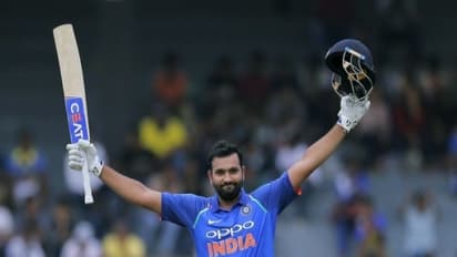 35 பந்துகளில் அதிவேகமாக சதம் அடித்த ரோகித்...! டி-20 போட்டியில் அசத்தல்...!