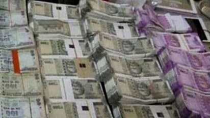 Crores of rupees recovered from engineer of Rural Development and Panchayat Raj Department ahead of election