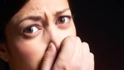 இதை உண்பதால் தான் உடலில் "துர்நாற்றம்" வருகிறதாம்..!