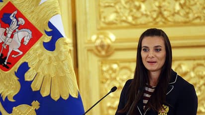 പോള്വോള്ട്ട് ഇതിഹാസം ഇസിന്ബയേവ വിരമിച്ചു