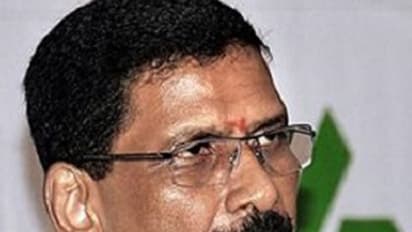 కెసిఆర్ తిరుమల కాన్కల మీద కోర్టు కెళతాం: మర్రి