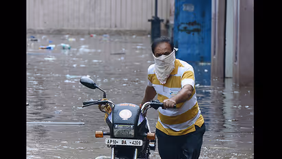 ಗುಂಟೂರು ಮತ್ತು ಹೈದರಾಬಾದ್ ನಲ್ಲಿ ಮುಂದುವರೆದ ಮಳೆಯ ರೌದ್ರಾವತಾರ