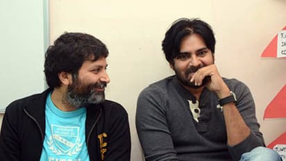 త్రివిక్రమ్ కావాలనే ట్రైలర్ వదలడం లేదట!