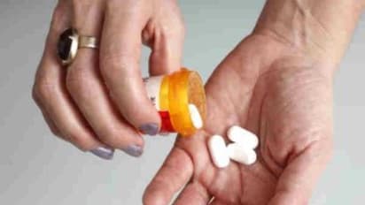 உடல்நிலை சரியில்லாதபோது நீங்கள் சரியான முறையில்தான் மாத்திரை எடுக்கிறீர்களா? தெரிஞ்சுக்க இதை வாசிங்க…