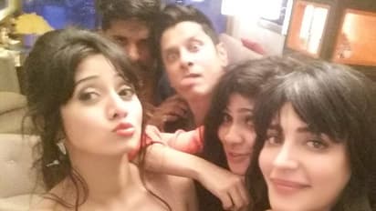 Harshika, Shruti party all night