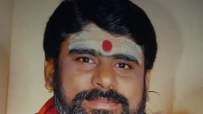 మరో స్వామీజిపై అత్యాచారం కేసు