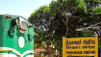 ஒரே நாளில் சாராயக் கடை திறக்க கோரியும், திறக்கக் கூடாது என்றும் இருதரப்பினர் சாலை மறியல்; திக்குமுக்காடிய அதிகாரிகள்…