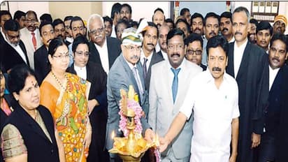 அரசுக்கு மற்ற துறைகளுக்கு நிதி ஒதுக்குவதில் நெருக்கடி இருந்தாலும் நீதித்துறைக்கு உடனடியாக நிதிகள் ஒதுக்குகிறது – நீதிபதி புகழாரம்…