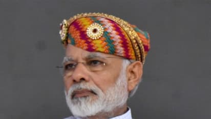 கடவுள் கிருஷ்ணரின் அவதாரம் பிரதமர் மோடி! சொன்னது பாஜக எம்.எல்.ஏ...!