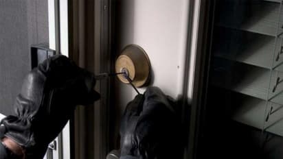 ಸಾರ್ವಜನಿಕರ ಸೊತ್ತು ರಕ್ಷಣೆ ಆಧುನಿಕ ಲಾಕರ್, ಕದಿಯೋಕೆ ಬಂದ್ರೆ ಮೆಸೇಜ್ ಹೋಗುತ್ತೆ