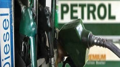 Oil Price Today: আজ পেট্রোল-ডিজেলের দাম কমল কি, জানুন দিল্লি সহ দেশের একাধিক শহরের জ্বালানীর দর