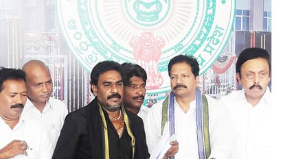 చంద్రబాబుకు వైసీపీ ఎమ్మెల్యేల లేఖ