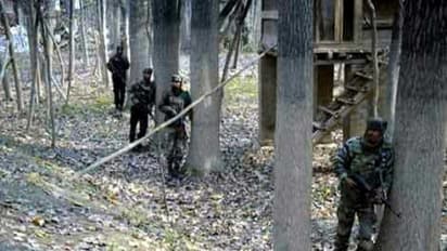 காஷ்மீரில் 6 தீவிரவாதிகள் சுட்டுக் கொலை - விமானப்படை வீரர் வீர மரணம் ; பாதுகாப்பு படை அதிரடி