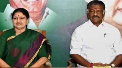 தேர்தல் ஆணைய வலைதளத்தில் பொது செயலாளர் பதவி காலியாகவே உள்ளது - ஓ.பன்னீர்செல்வம் பகீர் தகவல்