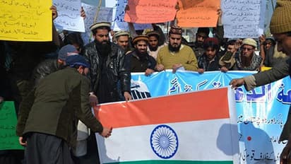 ಹಫೀಜ್ ಸಯ್ಯದ್ ಬಂಧನ : ಪಾಕ್'ನಲ್ಲಿ ಪ್ರತಿಭಟನೆ