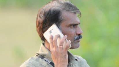 ಕರ್ತವ್ಯದ ವೇಳೆ ಮೃತಪಟ್ಟ ಅಧಿಕಾರಿಗೆ ಸರ್ಕಾರದಿಂದ ಅಗೌರವ