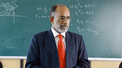 ആധാർ വിവരങ്ങള് ഒരിക്കലും ചോരില്ലെന്ന് അൽഫോണ്സ് കണ്ണന്താനം