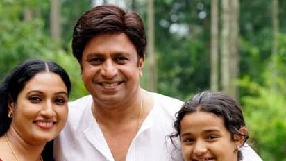 'ചുന്ദരി വാവ'യായ് മീനാക്ഷിയെത്തി, ശ്രേയക്കുട്ടിയും എംജി ശ്രീകുമാറുംആലപിച്ച മനോഹര ഗാനം