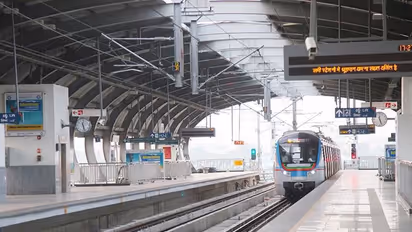 ಮೆಟ್ರೋ ನಿಲ್ದಾಣದಿಂದ ಜಿಗಿದು ಎಂಬಿಎ ವಿದ್ಯಾರ್ಥಿನಿ ಆತ್ಮಹತ್ಯೆ