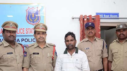 లేక్ పోలీసులు ఏం చేశారో తెలుసా ?