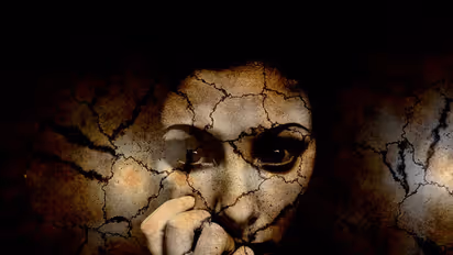 Scared to express frank opinion: Dr Kamala Hampana