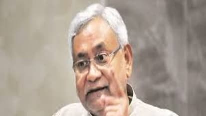 குஜராத், பீகார் போல ஏன் நாடு முழுவதும் பூரண மதுவிலக்கை கொண்டு வரக்கூடாது !!  நிதிஷ்குமார் அதிரடி யோசனை !!!