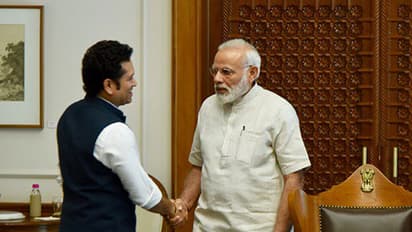 Sachin Tendulkar receives blessings from Narendra Modi for his movie