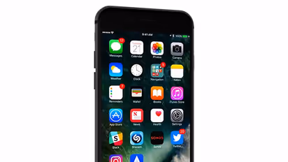 iPhone 8 design leak puts an end to the curved OLED display dream?