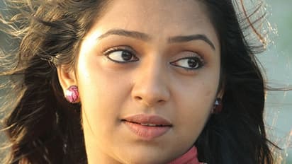 ഏത് വേഷം ധരിച്ചും അഭിനയിക്കും