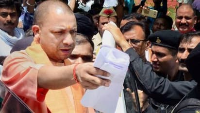 "யோகியின் 100 நாள் சாதனை புத்தகத்தில் இருப்பதெல்லாம் பொய்" காங்கிரஸ் விளாசல்!