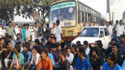 அலறும் அரசுகள்...! தமிழகத்திற்கு கை கொடுக்கும் புதுச்சேரி...! களத்தில் குதித்த மாணவர்கள்...!