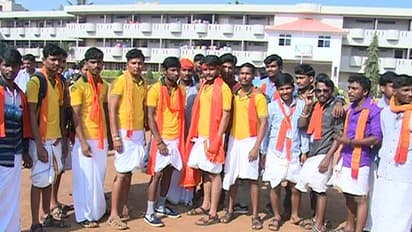 ತಾರಕಕ್ಕೇರಿದ ಕೇಸರಿ ಶಾಲು ಹಾಗೂ ಬೂರ್ಖಾ ನಡುವಿನ ವಿವಾದ