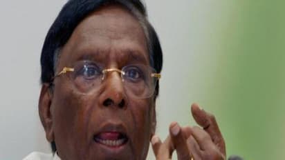 "ஒரு எம்எல்ஏ கூட இல்லாமலேயே பாஜக ஆட்சியை பிடிக்க நினைக்கிறது" - நாராயணசாமி காட்டம்!!