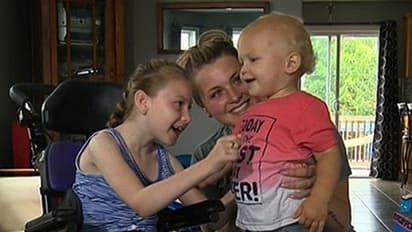 സംസാരിക്കില്ല, വീല്ചെയറിലാണ്, എന്നിട്ടുമവള് കുഞ്ഞനുജന്റെ ജീവന് രക്ഷിച്ചു