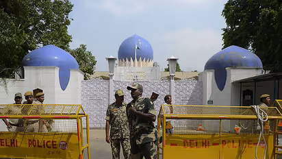 जासूसी का अड्डा बन गया है पाक उच्चायोग, भारत का फरमान आधे ही रहेंगे कर्मचारी