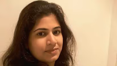 కాలు కూడా మోప లేని కాంపిటేషన్ లోకి ఒక మహిళ సాహస యాత్ర