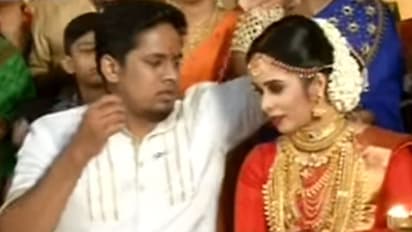 Actor Ratheesh's daughter Parvathi ties the knot