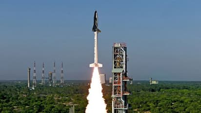പുനരുപയോഗിക്കാനുന്ന ഇന്ത്യയുടെ സ്പേസ്ഷട്ടിൽ വിക്ഷേപണം വിജയകരം