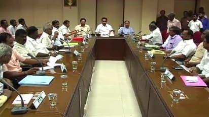 "பஸ் ஸ்ட்ரைக் தவிர்க்கப்படுமா?" - தொடங்கியது போக்குவரத்து தொழிலாளர் இறுதிக்கட்ட பேச்சு வார்த்தை..