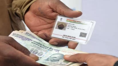 இனிமேல் எல்லாத்துக்கும் ஆதார்தான்…. “டிரைவிங் லைசன்ஸ்” பெறவும் கட்டாயம்