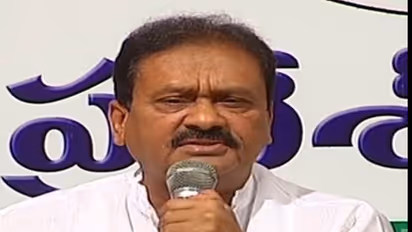 Shabbir Ali: దళితులకు కేసీఆర్ ద్రోహం చేశారు.. బీఆర్ఎస్ పై షబ్బీర్ అలీ ఫైర్