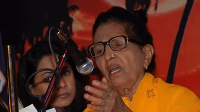Legendary playback singer Mubarak Begum no more