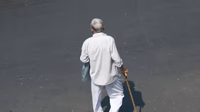 A 19-year-old Patna girl's innovation is a blessing for elderly, disabled