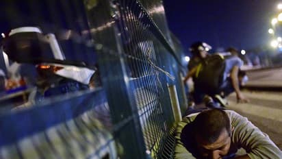 Turkey detains 6,000 in purge after failed coup