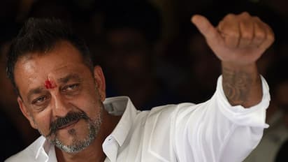 ಸಂಜಯ್ ದತ್'ಗೆ ಮತ್ತೆ ಸಂಕಷ್ಟ! ಅವಧಿಗೂ ಮುನ್ನವೇ ಬಿಡುಗಡೆಗೊಳಿದ ಸರ್ಕಾರಕ್ಕೆ ಸಮರ್ಥನೆ ಕೇಳಿದ ಕೋರ್ಟ್