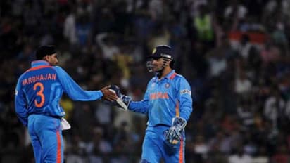 ഇനിയൊരു മടങ്ങിവരവുണ്ടാവില്ല; ധോണിയുടെ കാര്യത്തില് ഇതാണ് ഹര്ഭജന് സിംഗിന്റെ അവസാന വാക്ക്