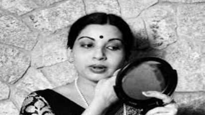 என்டிஆர் வாழ்க்கை வரலாறு படமாகிறது !! ஜெயலலிதா வேடத்தில் யார் நடிக்கப் போறது தெரியுமா ?